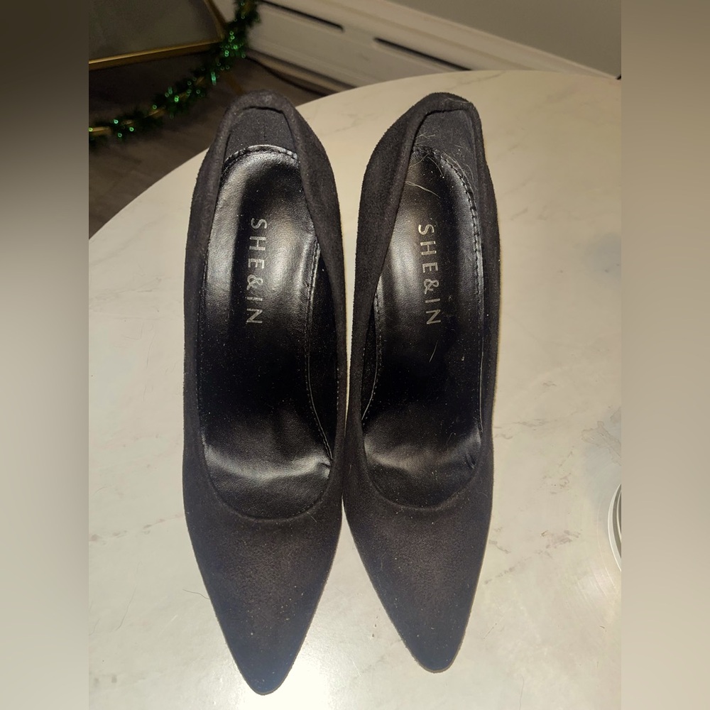 SHEIN brand Point toe suede stiletto heels 7.5